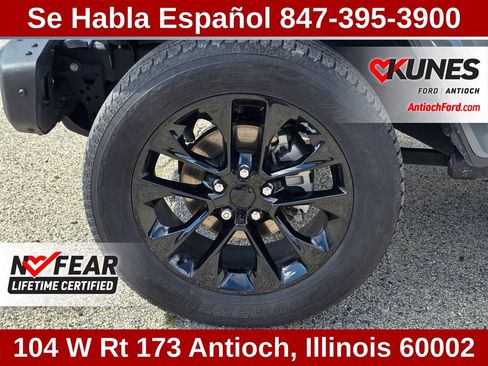 Used 2023 Jeep Gladiator Overland AWD/4WD image 17