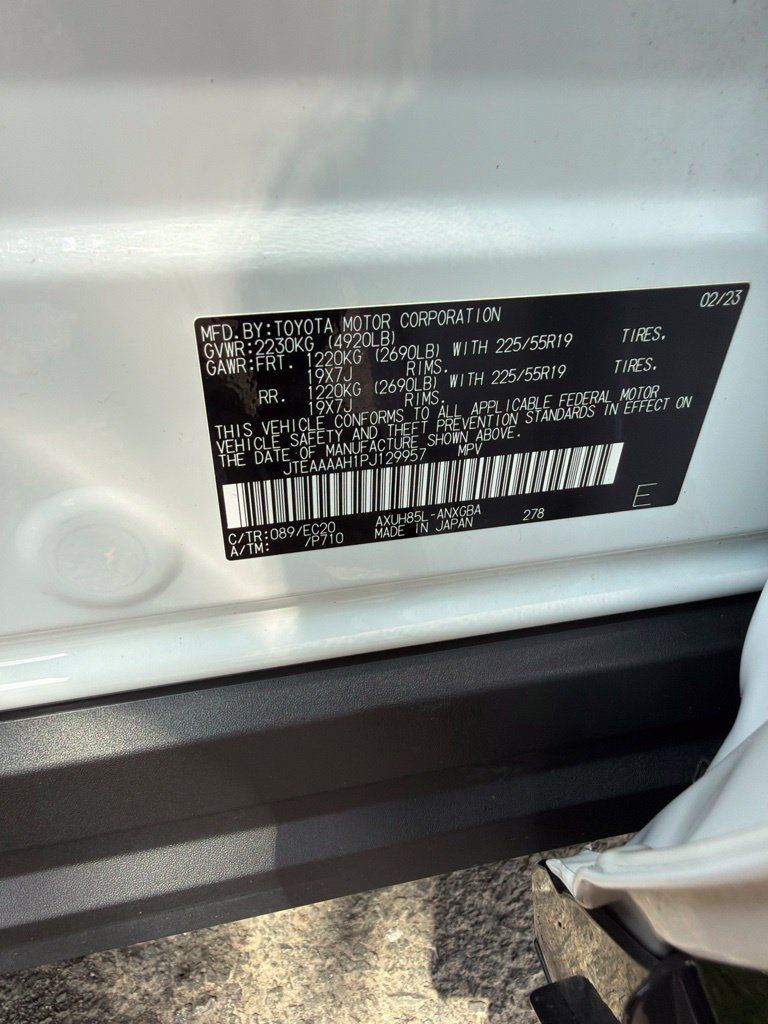 Used 2023 Toyota Venza Nightshade AWD/4WD image 36