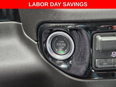 Used 2026 Chevrolet Silverado 1500 High Country AWD/4WD image 20