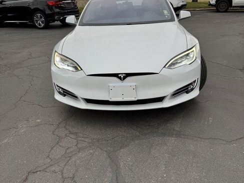 Used 2020 Tesla Model S Long Range image 2