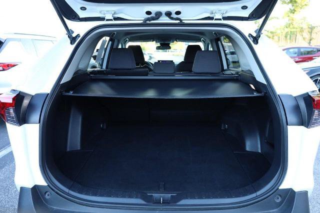 Used 2025 Toyota RAV4 XLE AWD/4WD image 8
