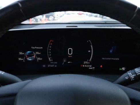 Used 2024 Cadillac XT4 Premium Luxury image 21