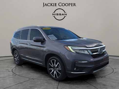Used 2019 Honda Pilot Touring image 7