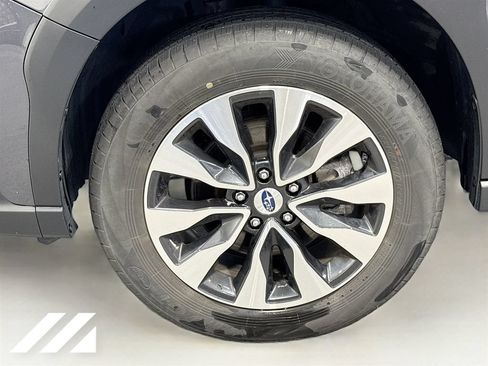 Used 2024 Subaru Outback Limited AWD/4WD image 33