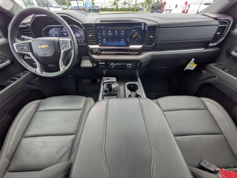 Used 2025 Chevrolet Silverado 1500 LTZ w/ LTZ Premium Package AWD/4WD image 14