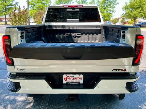 Used 2026 GMC Sierra 2500 AT4 w/ AT4 Premium Plus Package AWD/4WD image 14