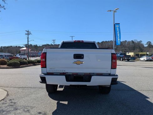 Used 2018 Chevrolet Silverado 1500 LT w/ All Star Edition image 7