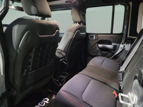 Used 2021 Jeep Wrangler Unlimited Rubicon AWD/4WD image 5