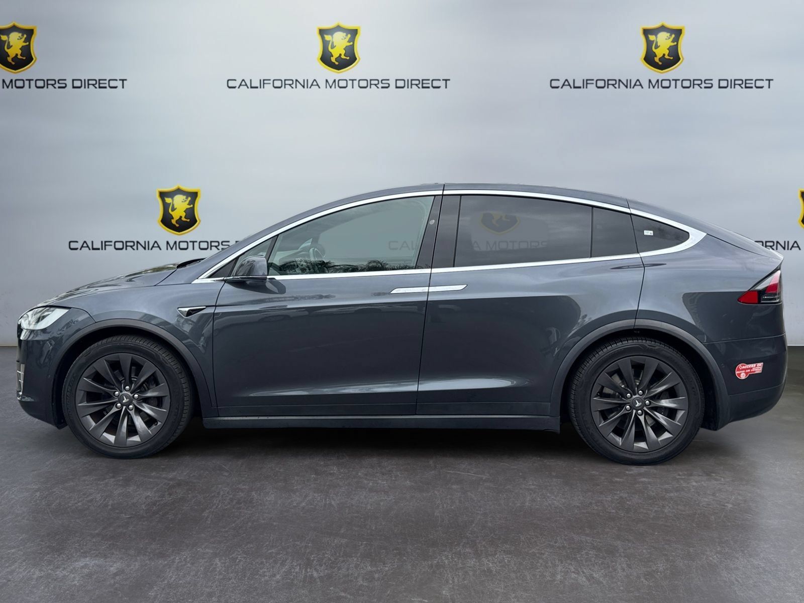Used 2018 Tesla Model X 75D AWD/4WD image 2