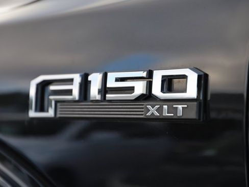 Used 2015 Ford F150 XLT w/ Equipment Group 302A Luxury image 6