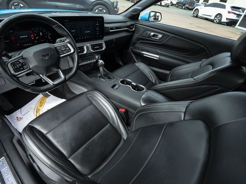 Used 2025 Ford Mustang Premium RWD image 16