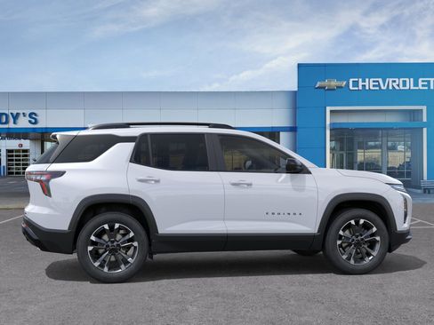 New 2026 Chevrolet Equinox RS w/ Convenience Package III AWD/4WD image 6