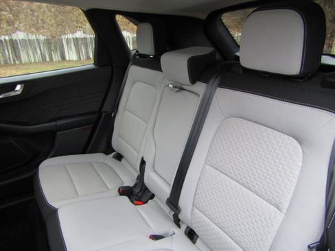 Used 2023 Ford Escape Active w/ Tech Pack #2 image 33