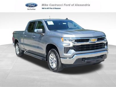 Used 2025 Chevrolet Silverado 1500 LT w/ Convenience Package II