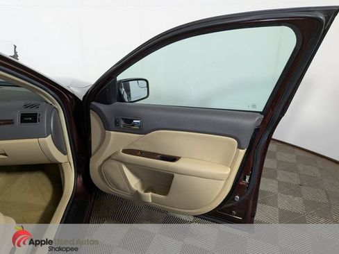 Used 2012 Ford Fusion SEL FWD image 32