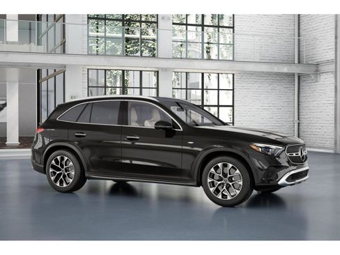 New 2026 Mercedes-Benz GLC 350e 4MATIC image 13