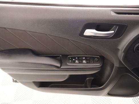 Used 2022 Dodge Charger R/T w/ Driver Convenience Group image 15