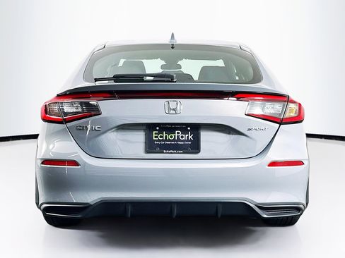 Used 2025 Honda Civic Sport image 7