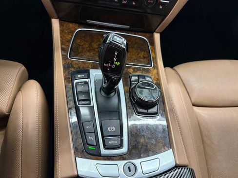 Used 2015 BMW 750i RWD image 35