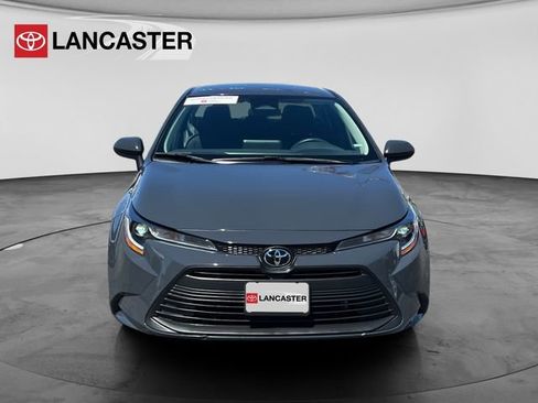 Certified 2023 Toyota Corolla LE image 2