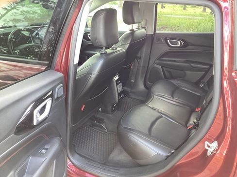 Used 2022 Jeep Compass Trailhawk w/ Trailhawk Elite Group image 8