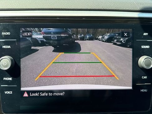 Certified 2023 Volkswagen Atlas SE w/ Panoramic Sunroof Package image 19