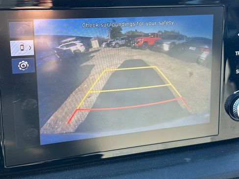 Used 2022 Hyundai Santa Fe SEL Convenience image 10