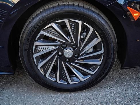 Certified 2023 Hyundai Sonata Limited image 6