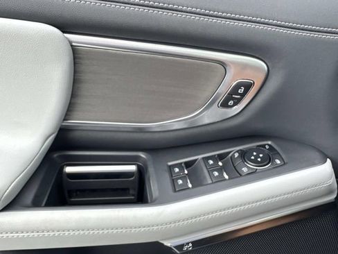 New 2026 Ford Expedition Max Platinum image 24