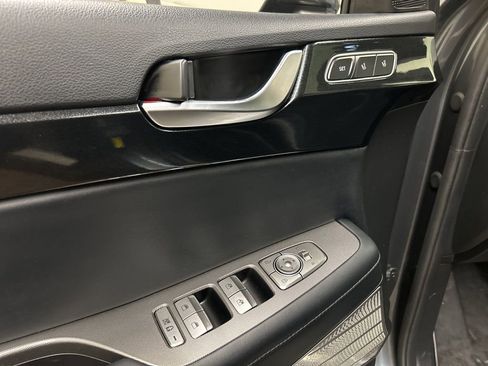 Used 2021 Hyundai Palisade Limited image 28