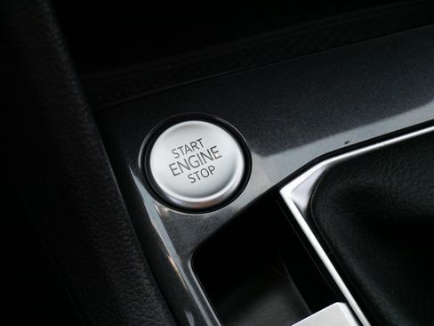 Certified 2023 Volkswagen Tiguan SE AWD/4WD image 27