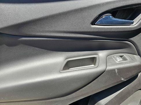 Used 2019 Chevrolet Equinox LT FWD image 17