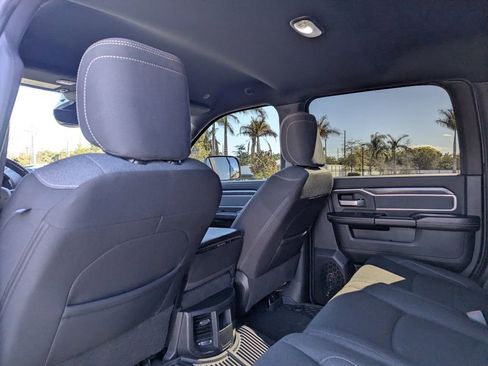 Used 2022 RAM 2500 Big Horn w/ Night Edition image 18