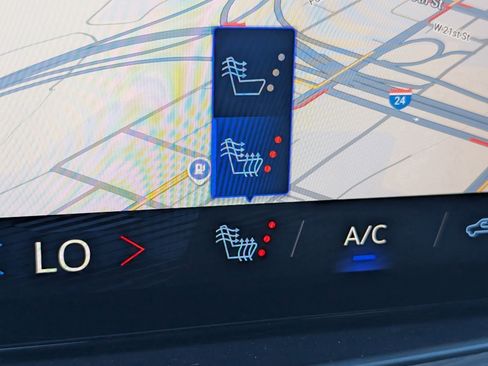 New 2026 Chevrolet Suburban LT w/ Comfort Package image 8