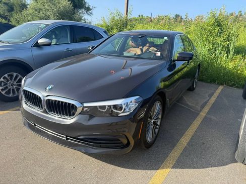 Used 2019 BMW 540i xDrive w/ Convenience Package AWD/4WD image 3