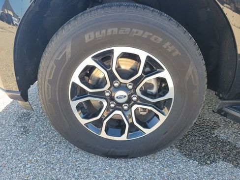 Used 2024 Ford Expedition XLT AWD/4WD image 28