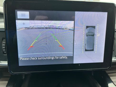 Used 2023 Ford Explorer Limited w/ Equipment Group 301A image 20