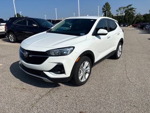 Used 2023 Buick Encore GX Preferred w/ Cold Weather Comfort Package FWD image 1