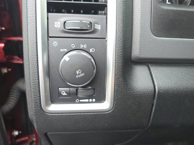 Used 2017 RAM 1500 Big Horn AWD/4WD image 11