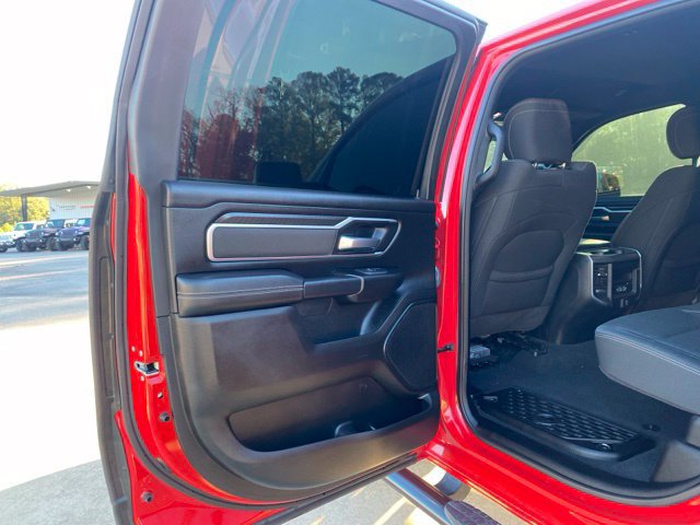 Used 2025 RAM 1500 Big Horn AWD/4WD image 21