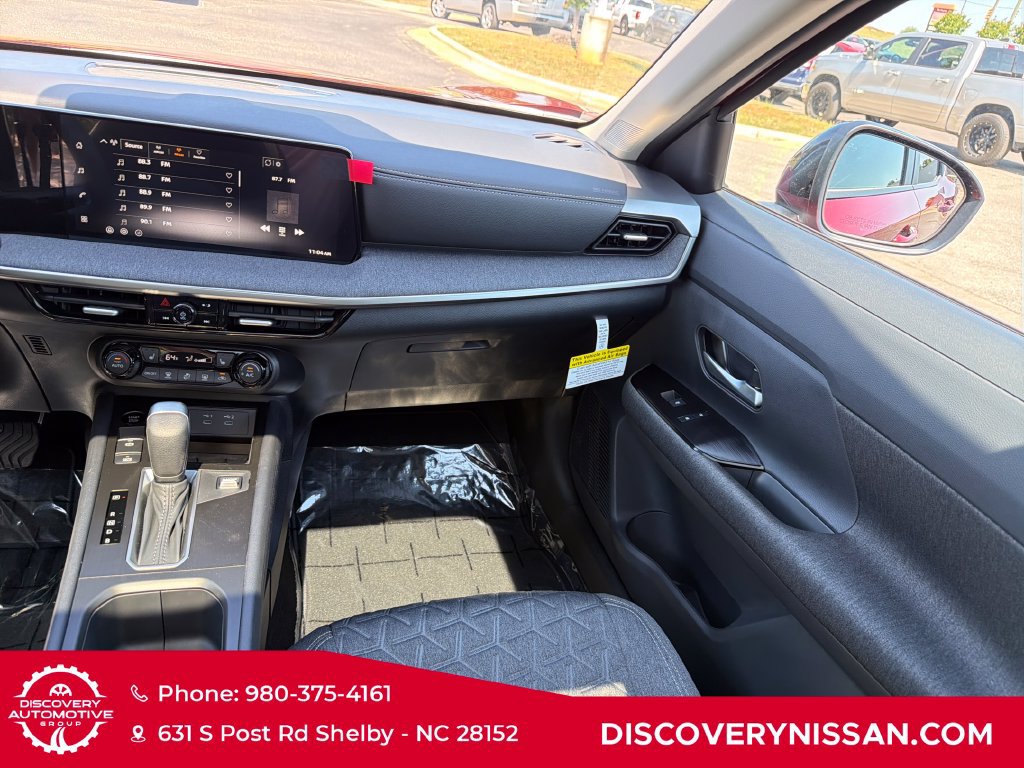 New 2026 Nissan Kicks SV w/ SV Premium Package AWD/4WD image 32
