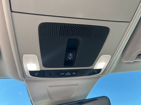 Used 2023 Honda Civic Touring image 19