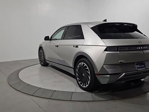 Certified 2024 Hyundai Ioniq 5 Limited image 3