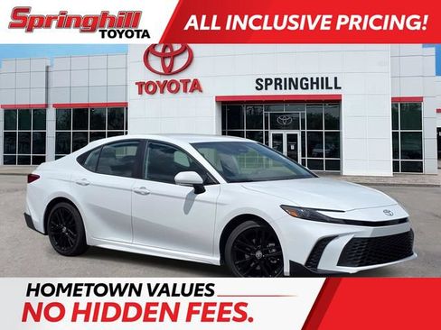 Used 2026 Toyota Camry SE w/ Convenience Package FWD image 1