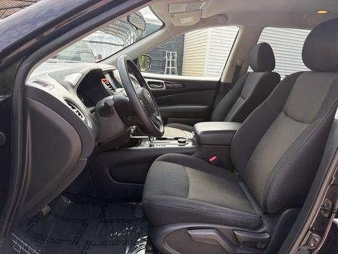 Used 2020 Nissan Pathfinder S AWD/4WD image 11