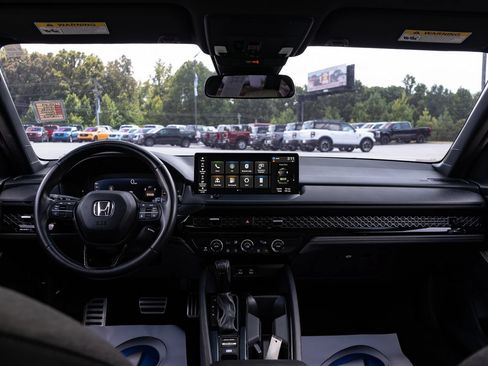 Used 2023 Honda Accord Sport image 20
