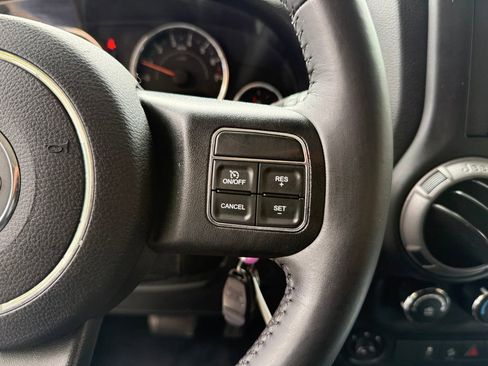 Used 2016 Jeep Wrangler Unlimited Sport w/ Quick Order Package 24S AWD/4WD image 21