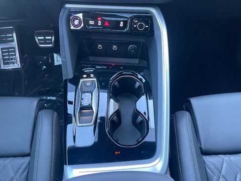 New 2025 Audi SQ5 Premium Plus image 30