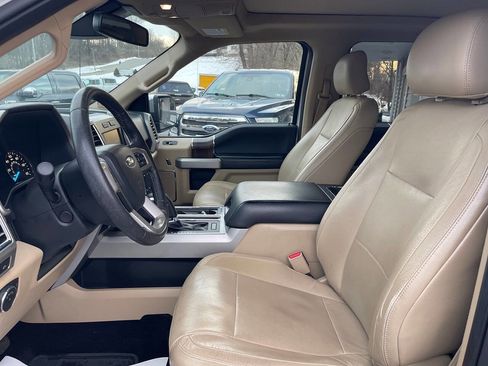 Used 2015 Ford F150 Lariat w/ Equipment Group 502A Luxury image 22