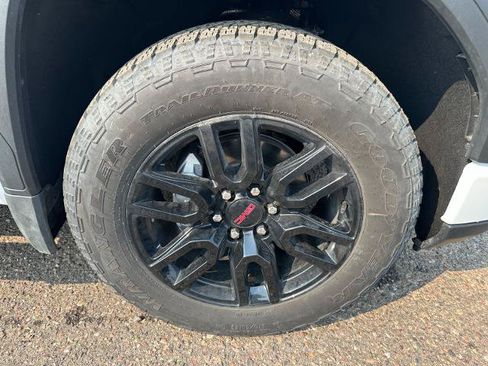 Used 2025 GMC Sierra 1500 Elevation w/ Elevation Premium Package AWD/4WD image 14